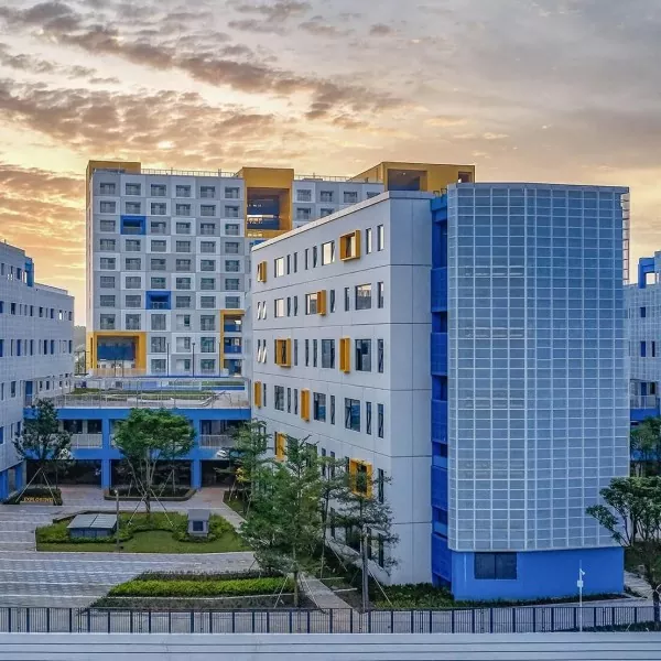 Multi Story Irin Building School