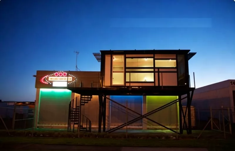 Multistory Eiyan House