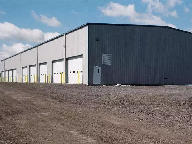 Wulo ati Lẹwa Prefabricated Irin Warehouse