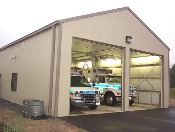Irin Fireemu Ambulance Garage Building