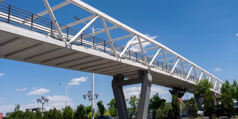 Irin Be City Footbridge Ikole