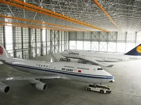 Irin Be Itọju Hangar